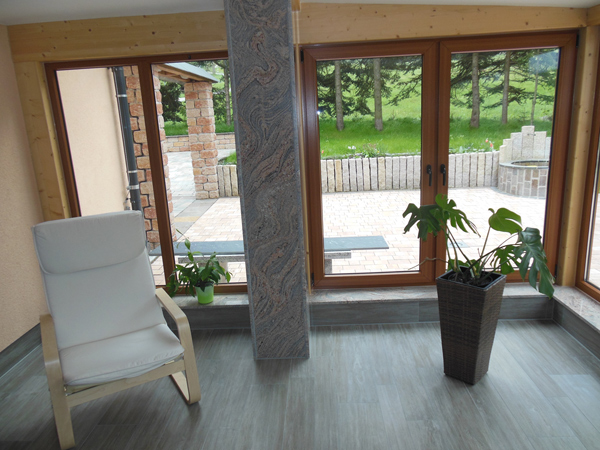 FERIENHAUS BERGBLICK HOLZHAU Ferienwohnung EG2 mit Wintergarten, Blick auf die Terrasse